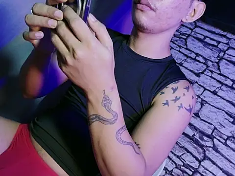 xlovercum online show from 9, 4, 2026