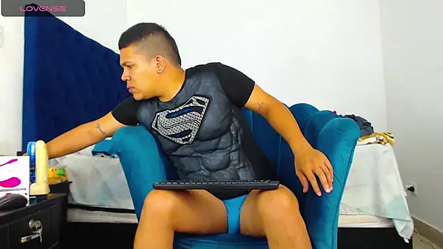 StevanHouston online show from 1, 2, 2025