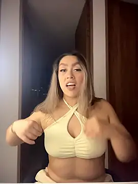 Im sophiie online show from 16, 4, 2026