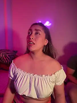 Im sophiie online show from 22, 2, 2025