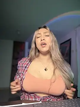 Im sophiie online show from 28, 10, 2025