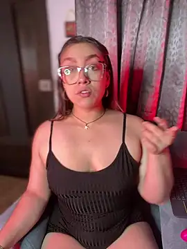 Im sophiie online show from 18, 3, 2025