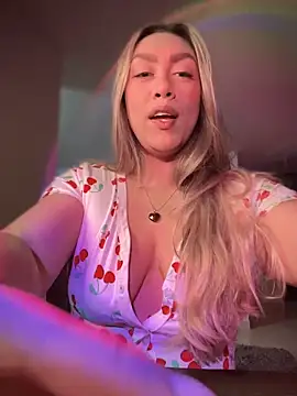 Im sophiie online show from 10, 10, 2025