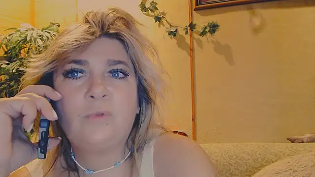 Malena Mi online show from 11, 11, 2025