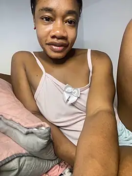 Snapshot of _yisela_ chatting on 7, 2, 2026 yisela online show from 7, 2, 2026