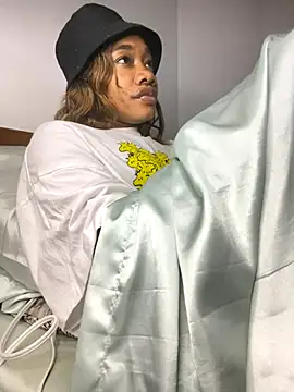  yisela  online show from 16, 11, 2025