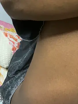  yisela  online show from 17, 10, 2025