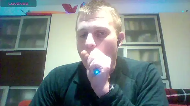 Matttthees online show from 4, 11, 2025