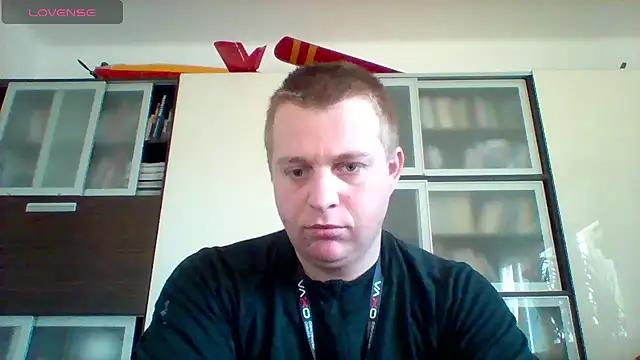 Matttthees online show from 8, 11, 2025