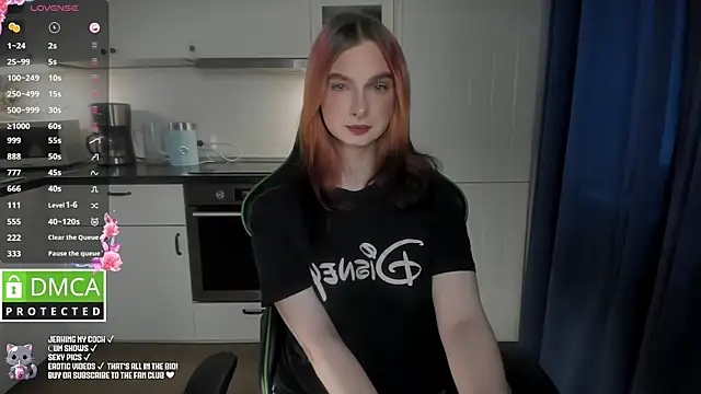 Lee Loo online show from 1, 1, 2025