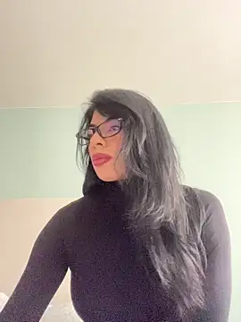 Miaparkerss  online show from 28, 4, 2026