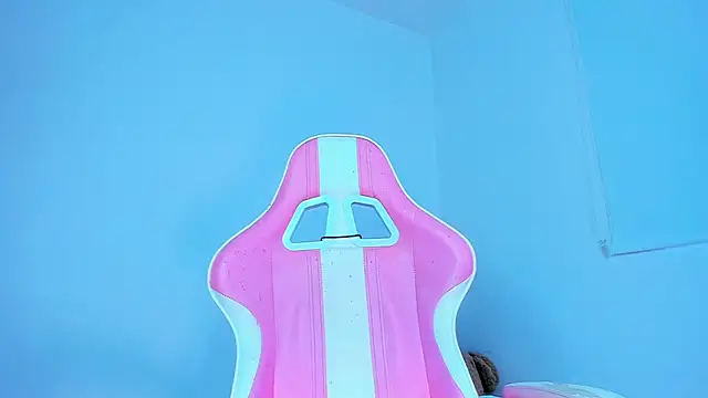 Ariana f online show from 18, 3, 2026