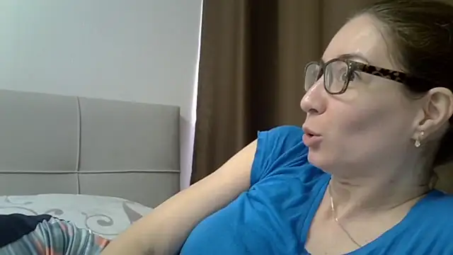 Ashleyspice online show from 19, 3, 2025