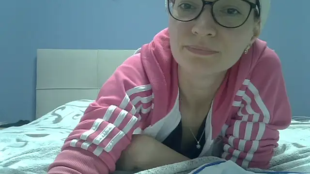 Ashleyspice online show from 9, 4, 2026