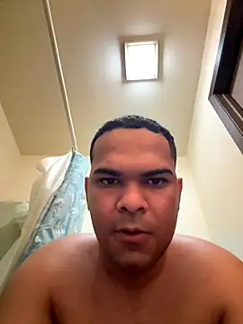 Snapshot of marhi32 chatting on 15, 11, 2025 marhi32 online show from 15, 11, 2025