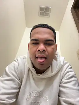 Snapshot of marhi32 chatting on 26, 11, 2025 marhi32 online show from 26, 11, 2025