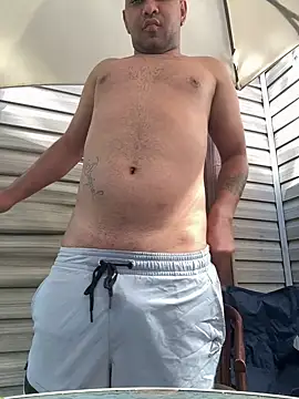 Snapshot of marhi32 chatting on 9, 10, 2025 marhi32 online show from 9, 10, 2025