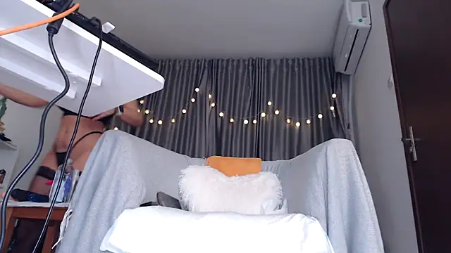 Babe Licious online show from 12, 2, 2026