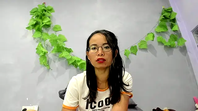 loveley jenny online show from 6, 10, 2025