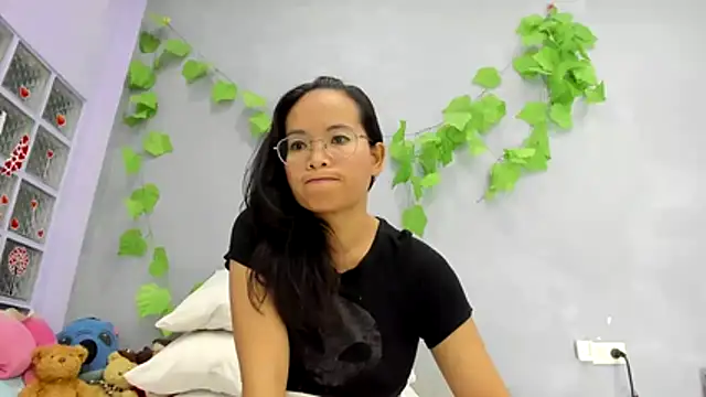 Snapshot of loveley_jenny chatting on 12, 7, 2026 loveley jenny online show from 12, 7, 2026