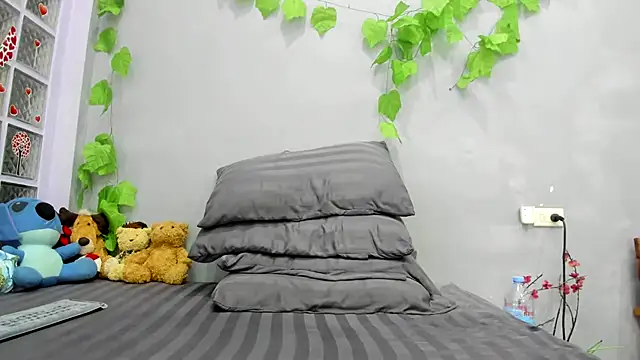 Snapshot of loveley_jenny chatting on 12, 6, 2026 loveley jenny online show from 12, 6, 2026