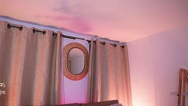 Snapshot of Valeriestyle chatting on 11, 11, 2025 Valeriestyle online show from 11, 11, 2025