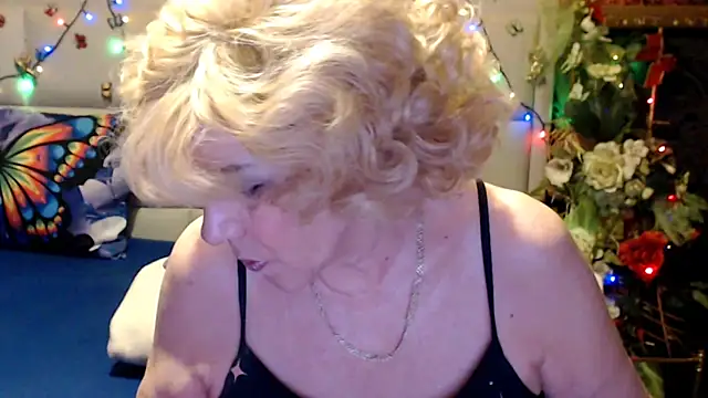 HappyWomanOn online show from 2, 5, 2026