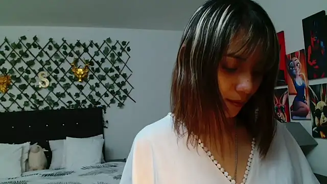 Snapshot of Pinkye_skarlet chatting on 4, 5, 2026 Pinkye skarlet online show from 4, 5, 2026