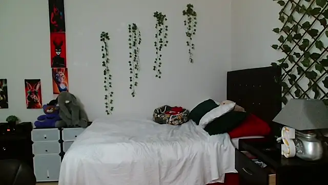 Pinkye skarlet online show from 14, 9, 2025