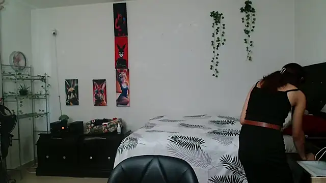 Pinkye skarlet online show from 24, 9, 2025