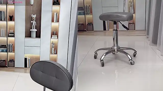 stripchat-yaoyao online show from 11, 4, 2026