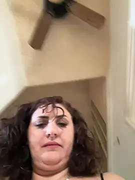 AnneKane online show from 4, 2, 2025