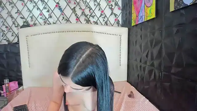 Snapshot of ArianaSmith69 chatting on 13, 2, 2025 ArianaSmith69 online show from 13, 2, 2025