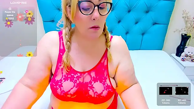 Nayla Garner online show from 19, 2, 2026