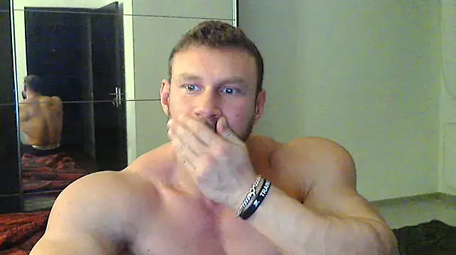 muscularkevin online show from 26, 12, 2024