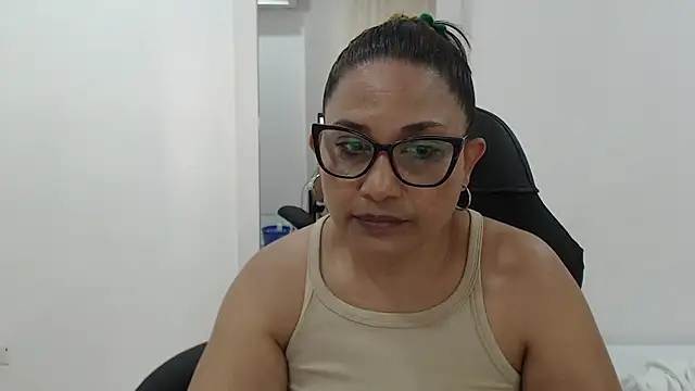 Katha Marck online show from 13, 9, 2025