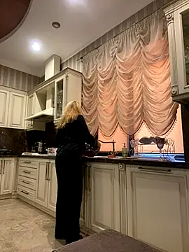 Amazoniiaa online show from 15, 10, 2025