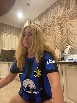 Amazoniiaa online show from 19, 9, 2025