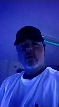 Hotredheadandtoungelasher online show from 20, 2, 2025