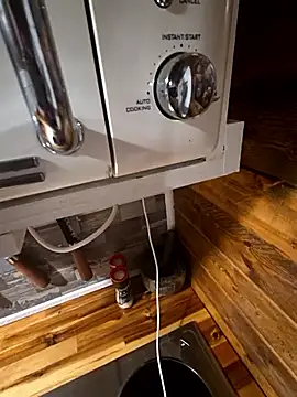 Hotredheadandtoungelasher online show from 22, 9, 2025