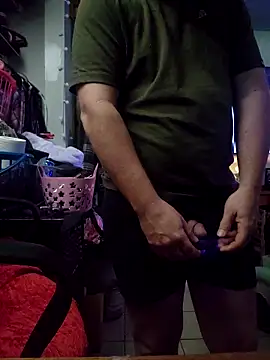 Hotredheadandtoungelasher online show from 7, 3, 2026