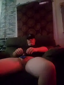 Hotredheadandtoungelasher online show from 12, 3, 2026