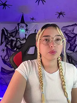 Irisweet  online show from 27, 10, 2025