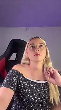 Irisweet  online show from 11, 11, 2025