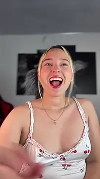 Irisweet  online show from 21, 12, 2025