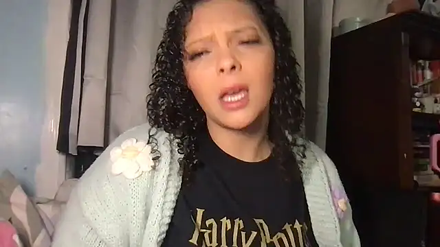 LuLuValenttine101 online show from 17, 3, 2026