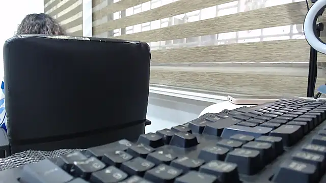 Snapshot of jesy_hot chatting on 17, 9, 2025 jesy hot online show from 17, 9, 2025