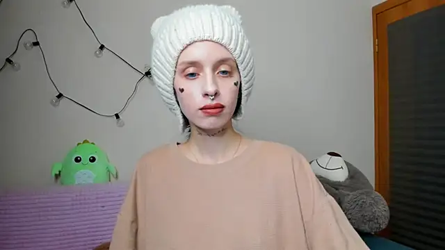 FlowerOfSin2001 online show from 3, 10, 2025