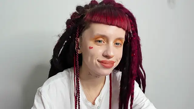 FlowerOfSin2001 online show from 8, 3, 2025