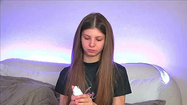 AudreyBarlow online show from 18, 3, 2025